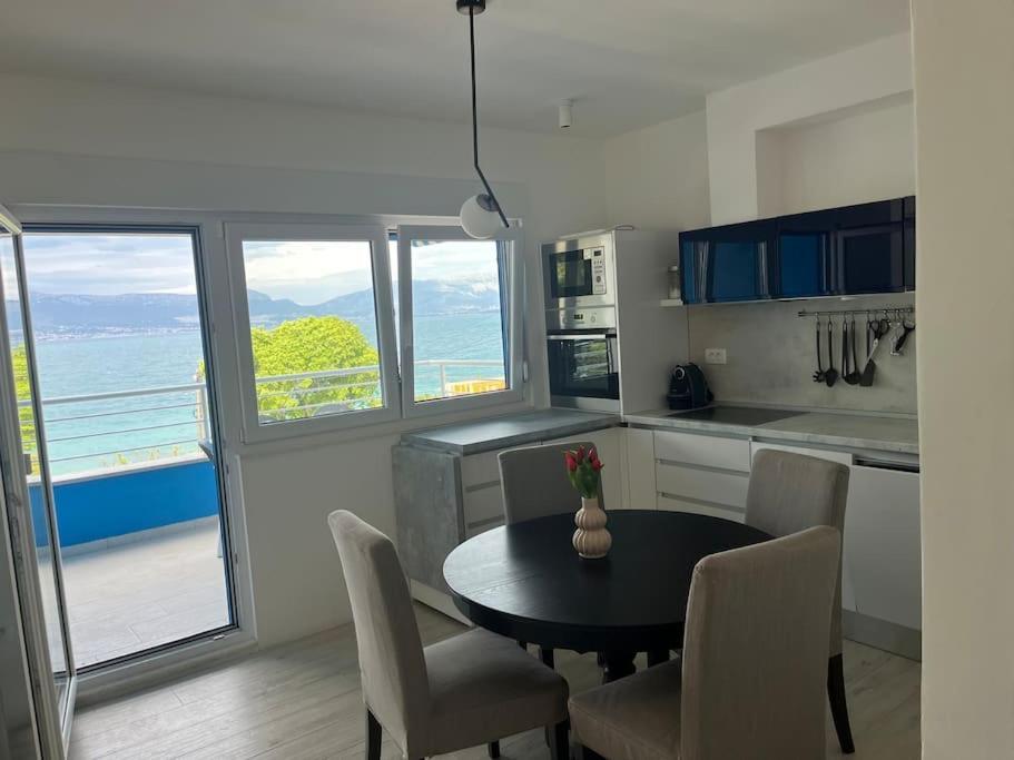 Apartman Vlado *